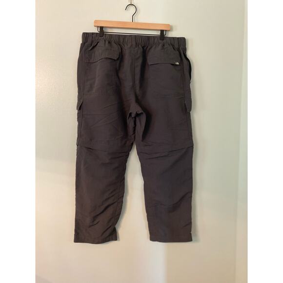 The North Face Men's Convertible Pants Shorts XL, Zipper Remove - Picture 3 of 10